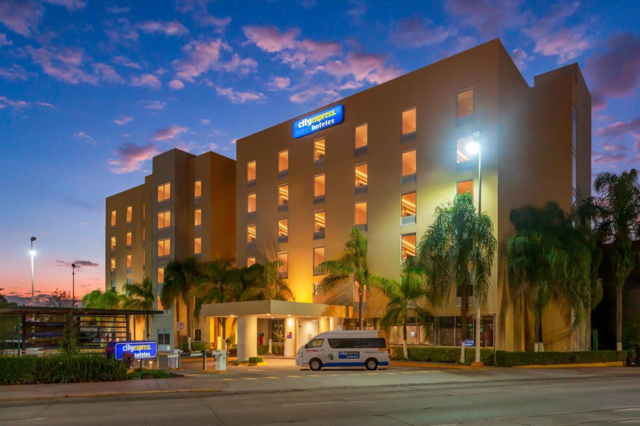 City Express By Marriott León Exteriér fotografie